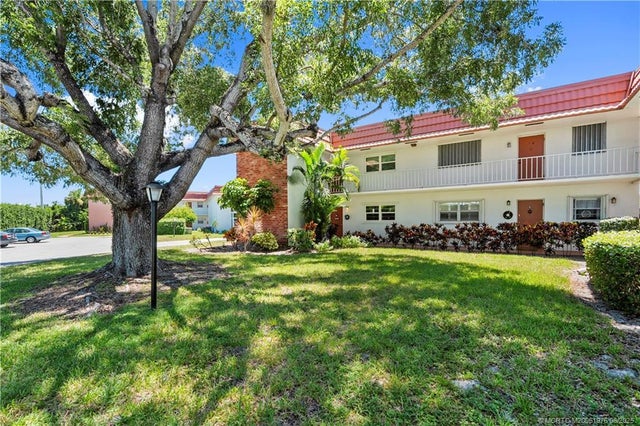 1 of 44 - 2600 Se Ocean Boulevard #jj9, Stuart, FL