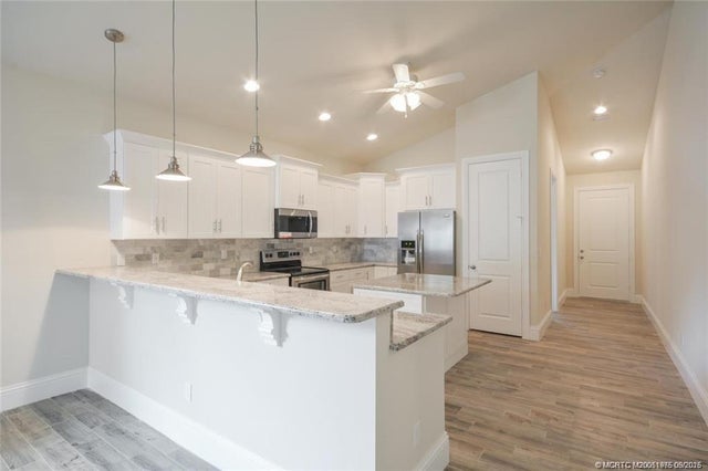 2 of 11 - 942 Sw 27th Street, Palm City, FL