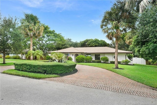 5 of 76 - 6 Copaire Road, Sewalls Point, FL