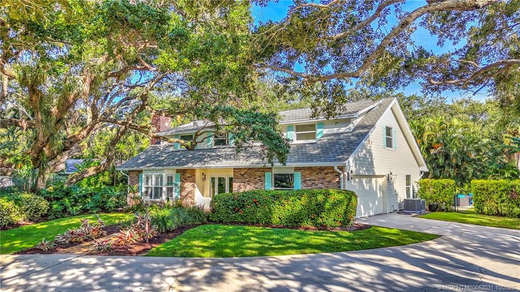 4 Via Lucindia Drive, Sewalls Point