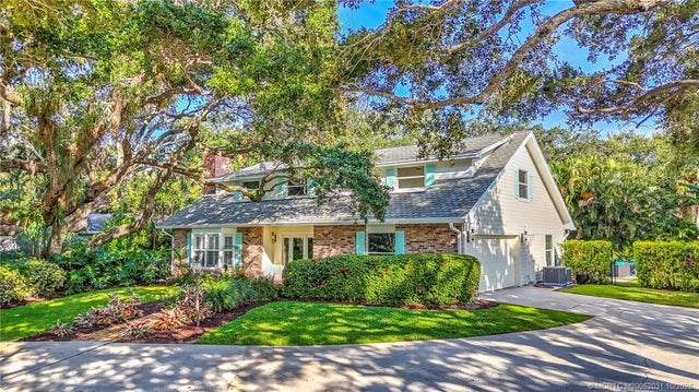 1 of 48 - 4 N Via Lucindia Drive, Sewalls Point, FL