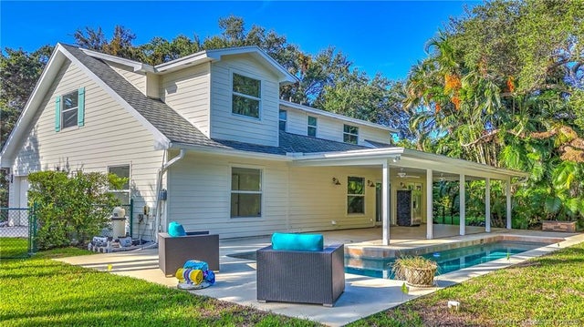 4 of 48 - 4 N Via Lucindia Drive, Sewalls Point, FL