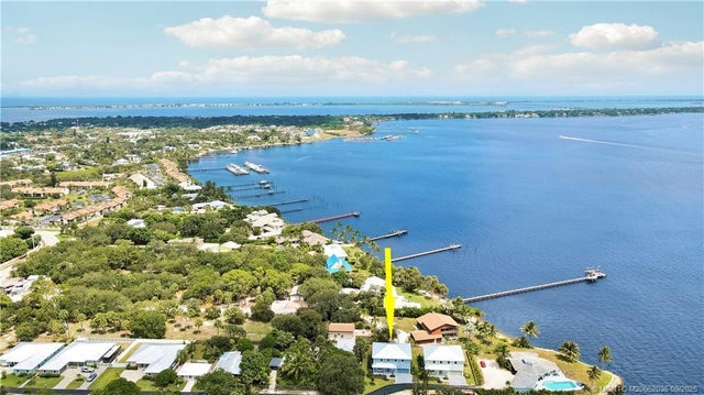 5 of 63 - 1023 Ne Orange Avenue, Jensen Beach, FL