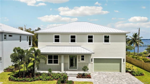 1 of 61 - 1013 Ne Orange Avenue, Jensen Beach, FL