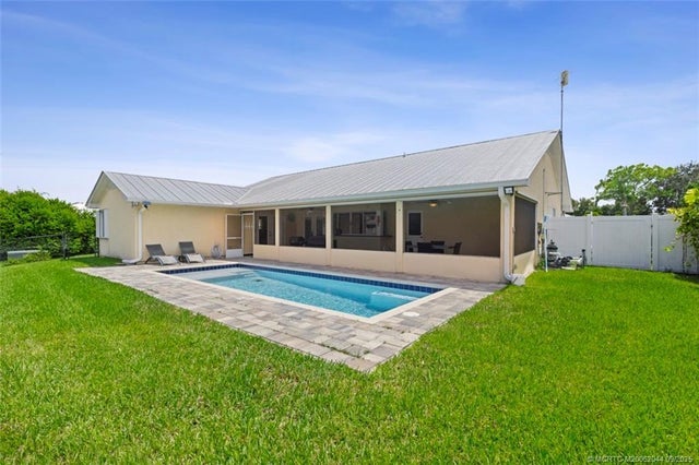 2 of 26 - 2004 Ne Acapulco Drive, Jensen Beach, FL