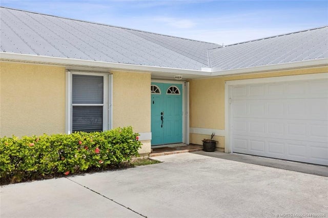 3 of 26 - 2004 Ne Acapulco Drive, Jensen Beach, FL