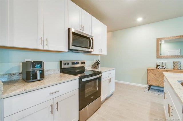 4 of 50 - 5778 Se Edgewater Circle, Stuart, FL
