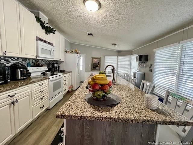 2 of 39 - 2410 Nw 21st Terrace, Boynton Beach, FL