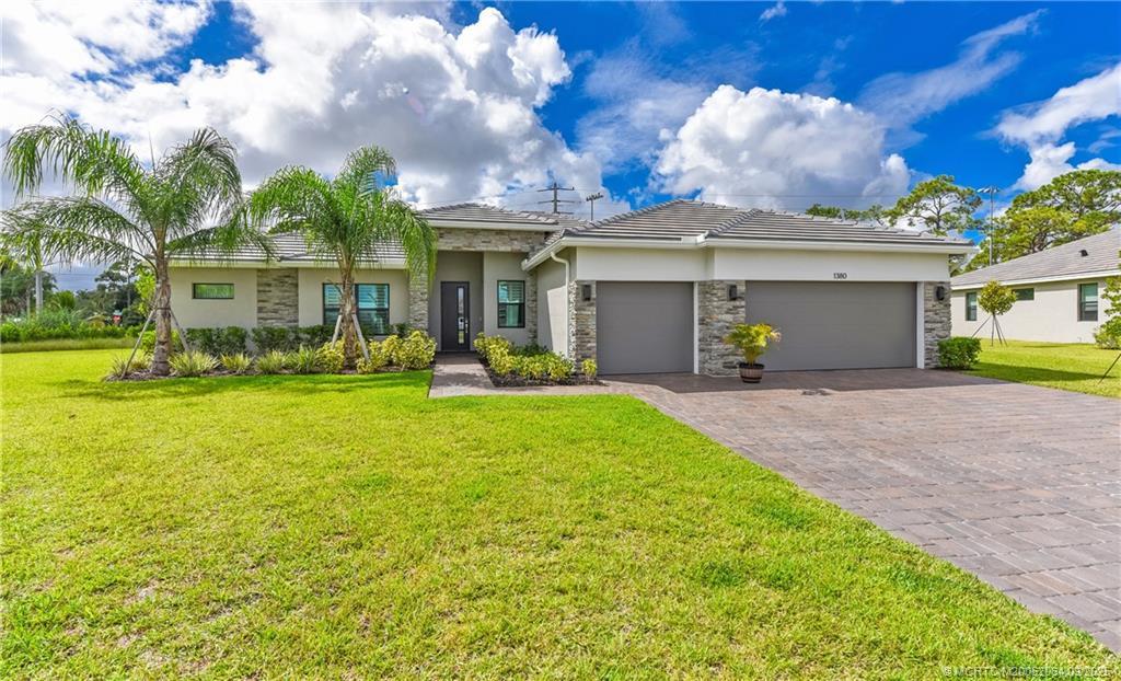1380 Lago Circle, Palm City