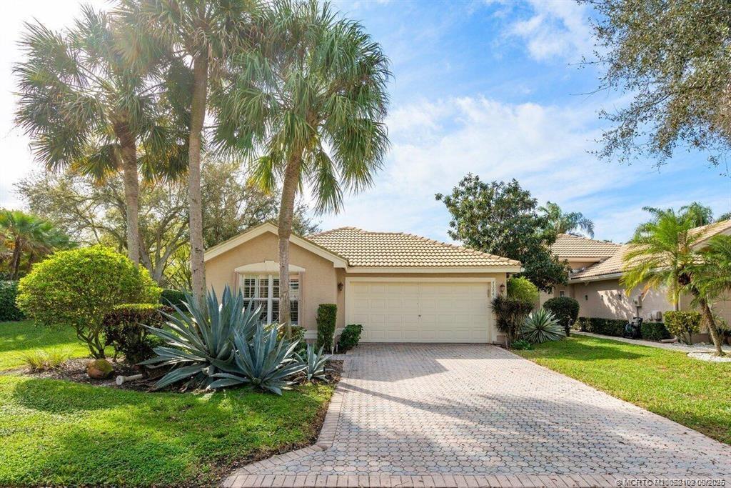 7284 Mercada Way, Delray Beach