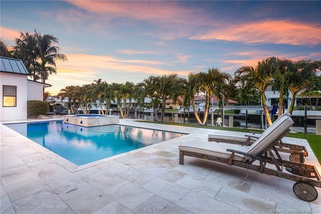 5 of 76 - 1110 Fairview Lane, Riviera Beach, FL
