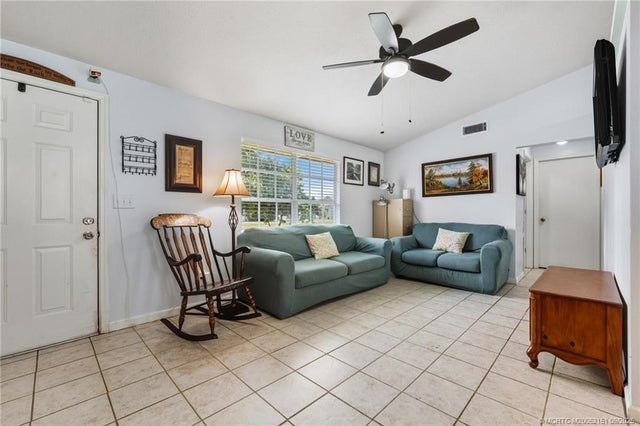 5 of 18 - 1221 Sw Porter Road, Port St Lucie, FL
