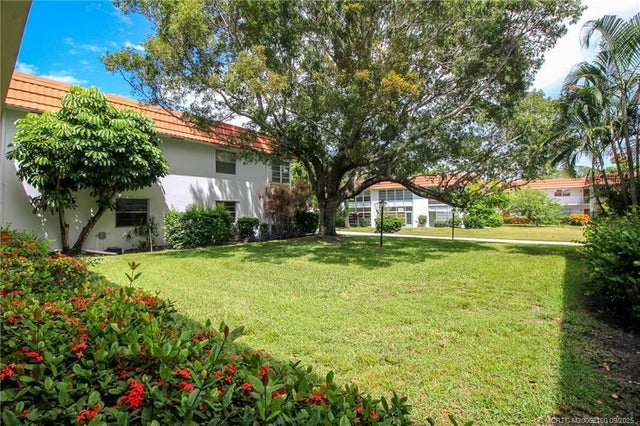 5 of 30 - 2600 Se Ocean Boulevard #o6, Stuart, FL