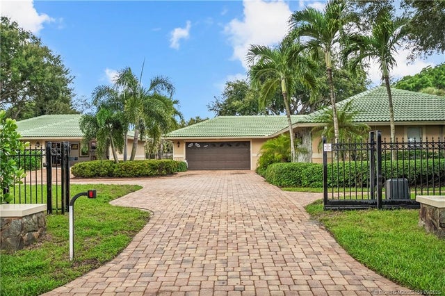 1 of 60 - 2164 Se Saint Lucie Boulevard, Stuart, FL