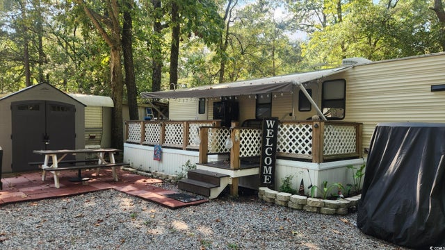 Photo of Listing #2522393