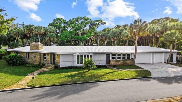 1 of 80 - 1001 S 11th Street, Fort Pierce, FL
