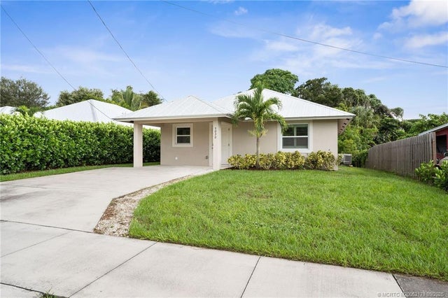3 of 30 - 5030 Se Ebbtide Avenue, Stuart, FL