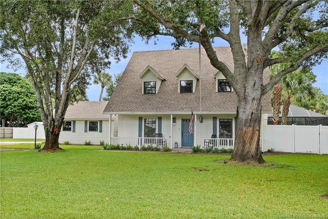 1 of 54 - 217 Se Oriole Avenue, Stuart, FL