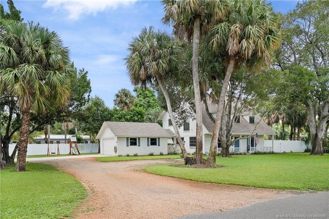2 of 54 - 217 Se Oriole Avenue, Stuart, FL