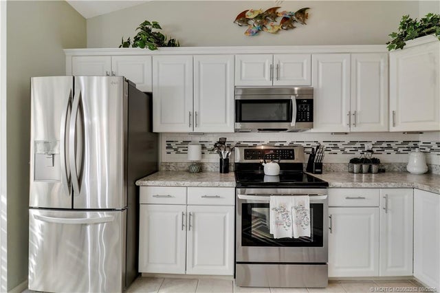 4 of 31 - 6021 Se Martinique Drive #201, Stuart, FL