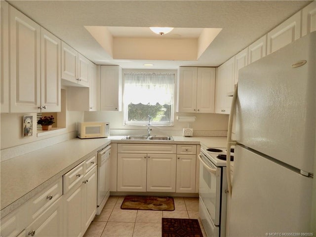 5 of 32 - 2950 Se Ocean Boulevard #36-3, Stuart, FL