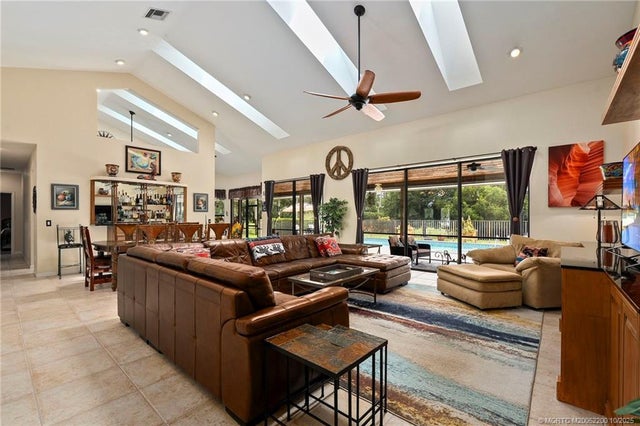 3 of 37 - 3490 Sw Center Court, Palm City, FL
