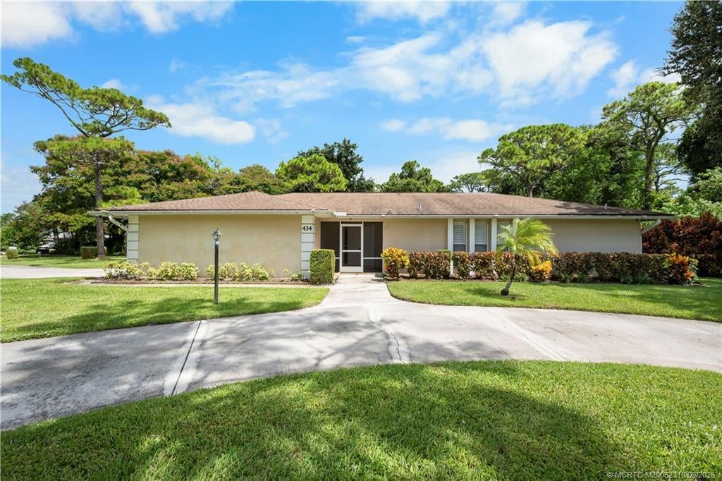 434 Acacia Place, Jensen Beach
