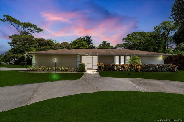 2 of 52 - 434 Ne Acacia Place, Jensen Beach, FL