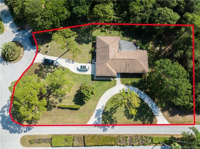 4 of 52 - 434 Ne Acacia Place, Jensen Beach, FL