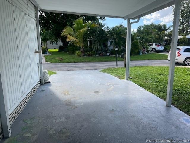 3 of 25 - 6308 S Ash Lane, Lantana, FL