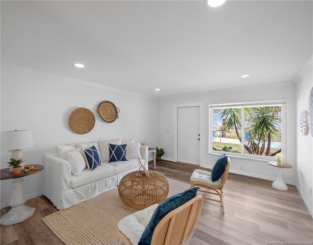 5 of 18 - 2346 Ne Rustic Place, Jensen Beach, FL