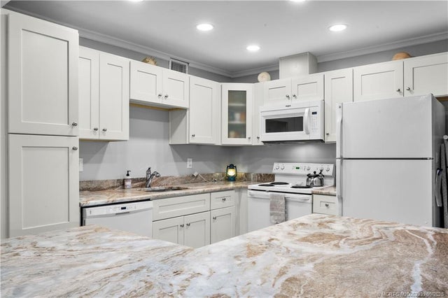 5 of 36 - 1800 Se Saint Lucie Boulevard #10-104, Stuart, FL