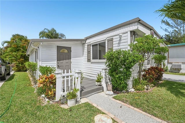 2 of 54 - 4756 Ne Blue Heron Lane, Jensen Beach, FL