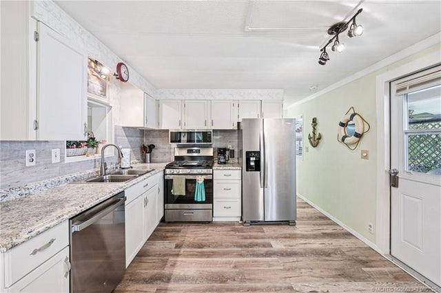 3 of 54 - 4756 Ne Blue Heron Lane, Jensen Beach, FL