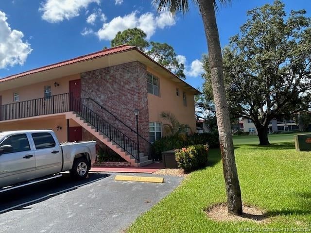 1 of 28 - 1915 Sw Palm City Road #j 8, Stuart, FL
