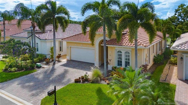 2 of 65 - 814 Sw Palm Cove Drive, Palm City, FL