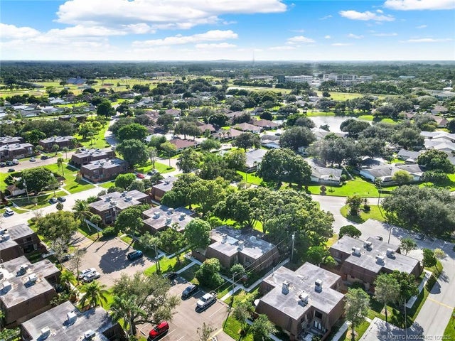 5 of 46 - 1458 N Lawnwood Circle #24c, Fort Pierce, FL