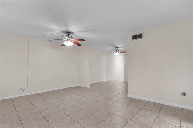 3 of 21 - 333 Se Martin Avenue #1f, Stuart, FL