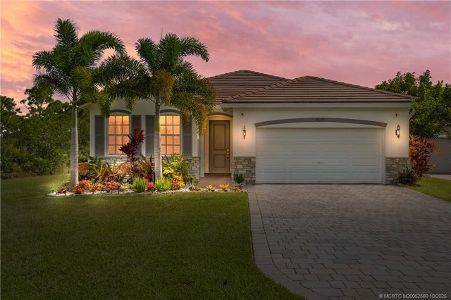 2 of 55 - 4591 Nw Exchange Avenue, Jensen Beach, FL