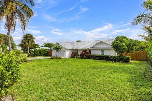 4 of 48 - 4811 Ne Savannah Road, Jensen Beach, FL