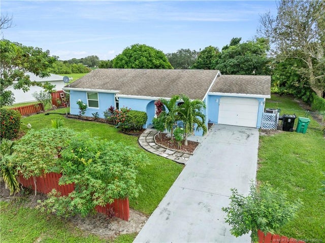 3 of 43 - 1842 Se Wexford Court, Port St Lucie, FL