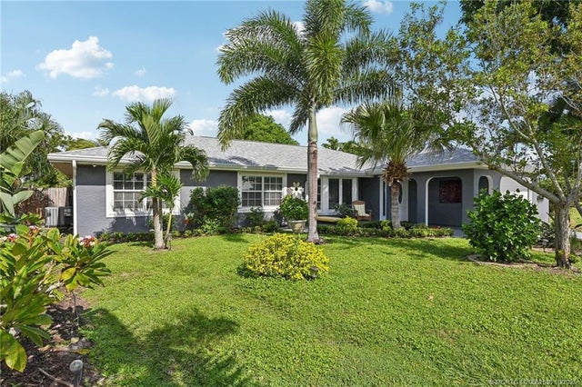 1871 Se Wexford Court, Port St Lucie