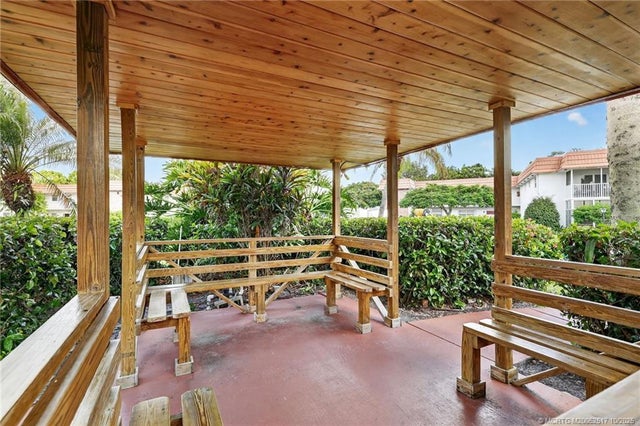 2 of 34 - 2600 Se Ocean Boulevard #f3, Stuart, FL
