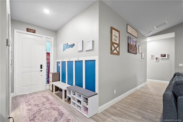 4 of 28 - 1084 Sw Benchor Avenue, Port St Lucie, FL