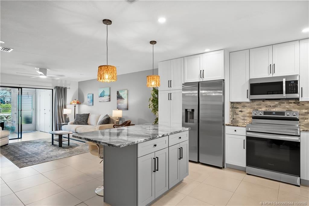 6531 Federal Highway G110, Stuart