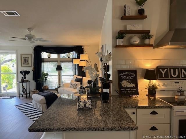3 of 82 - 2555 Pga Boulevard #157, Palm Beach Gardens, FL