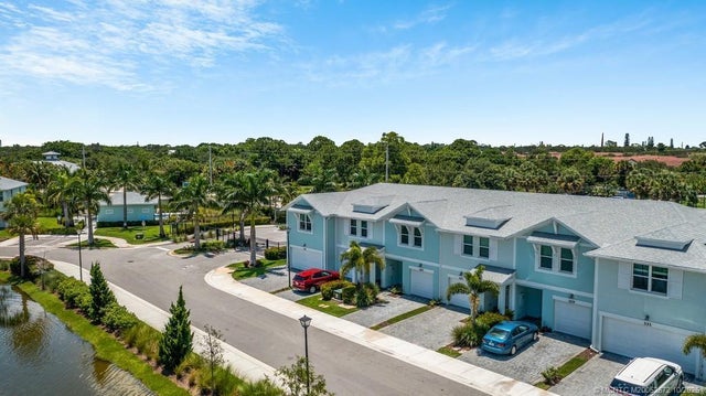 5 of 43 - 325 Se Halifax Lane, Stuart, FL