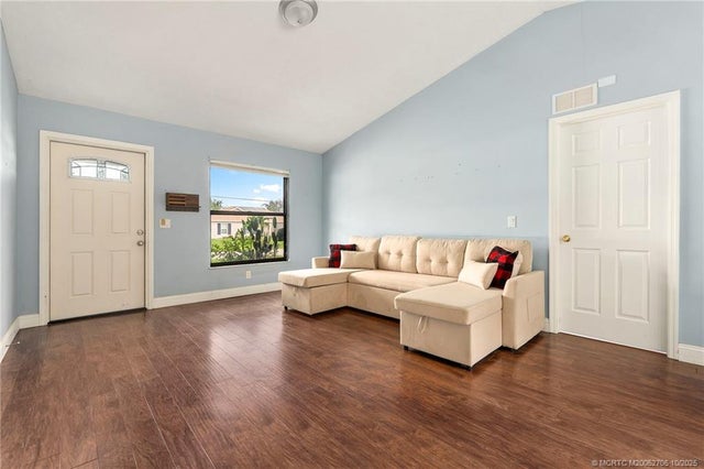 4 of 32 - 452 Sw Todd Avenue, Port St Lucie, FL
