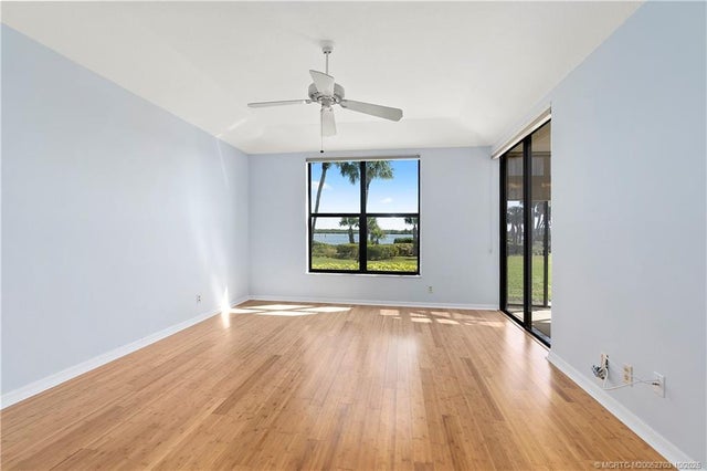 4 of 31 - 6122 Se Landing Way Way #4, Stuart, FL