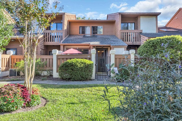 Photo of Listing #2525382